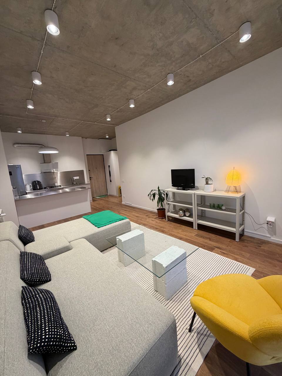 Exclusive 2-Room Apartment for Rent in Lisi, Tbilisi